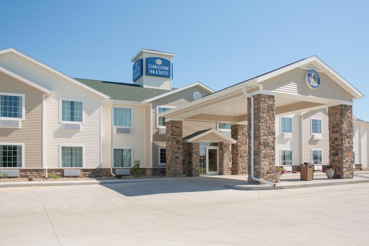 Cobblestone Inn & Suites - Brookville Exterior foto